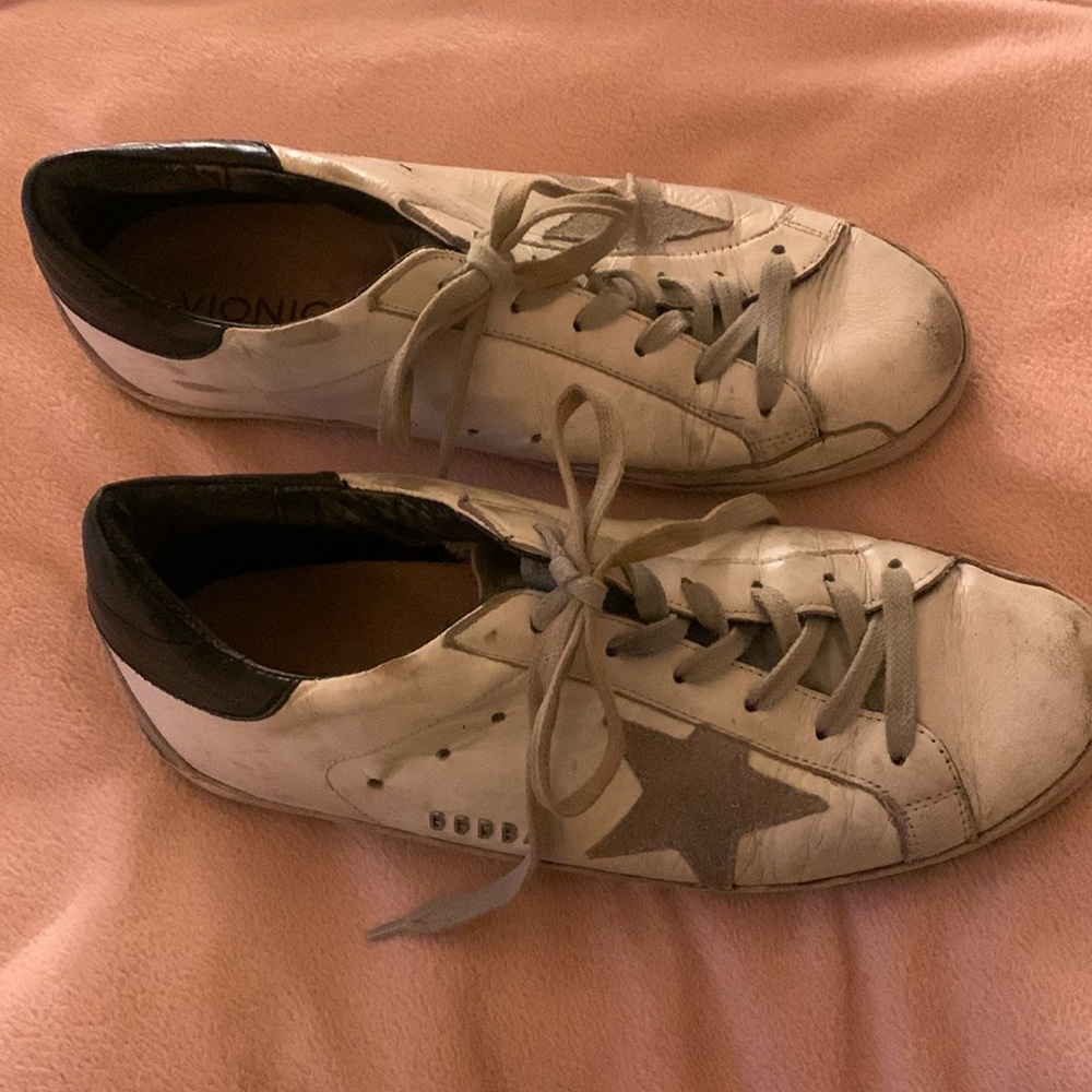 Golden Goose GGBD Sz 40/9m... Great Shape! White/Grey/Black